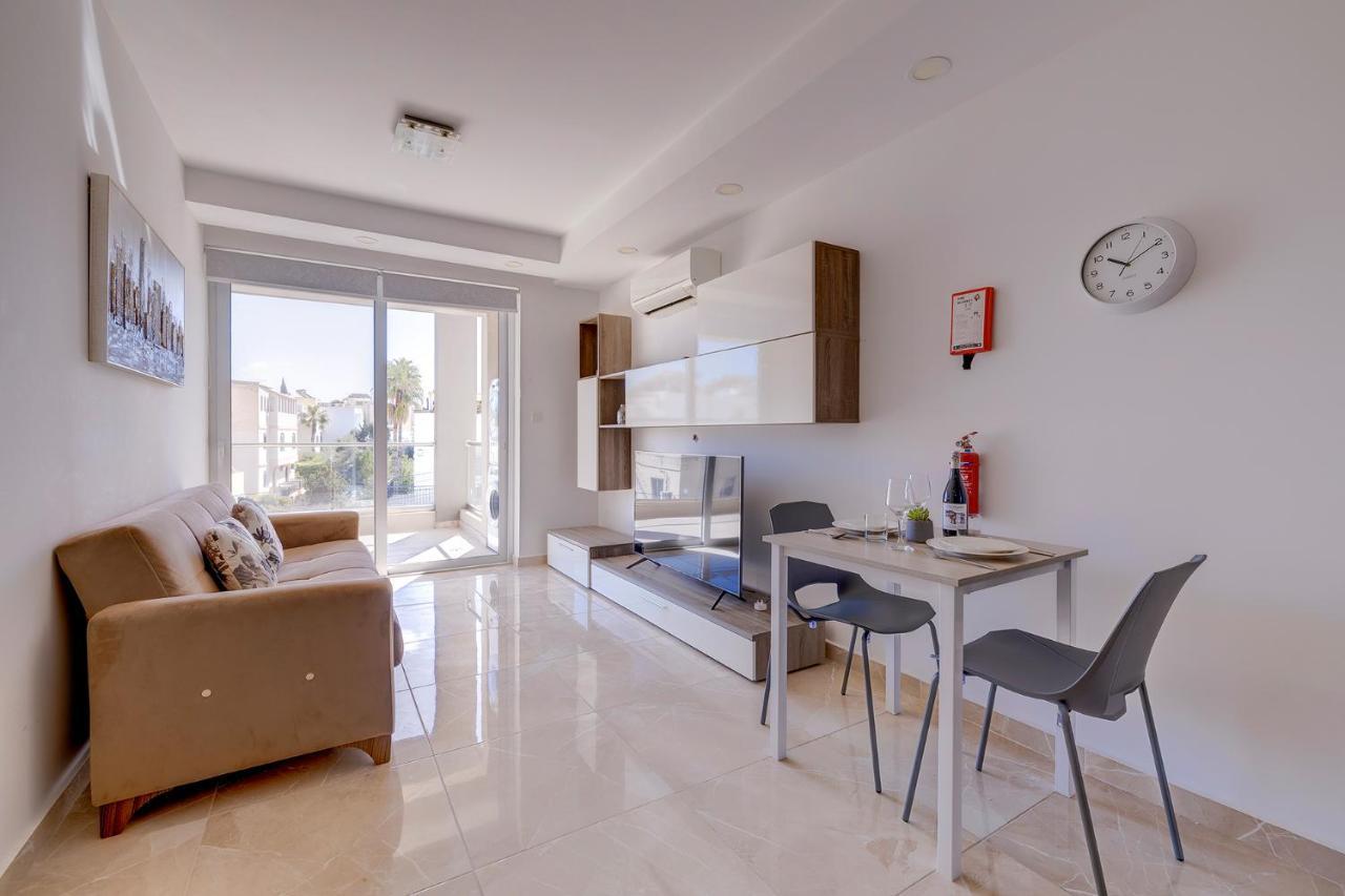 Modern 1Br Apartment In Central St Julian'S San Julián Exterior foto